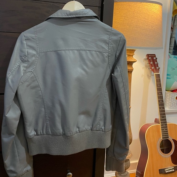 GREY LEATHER JACKET - Picture 3 of 3